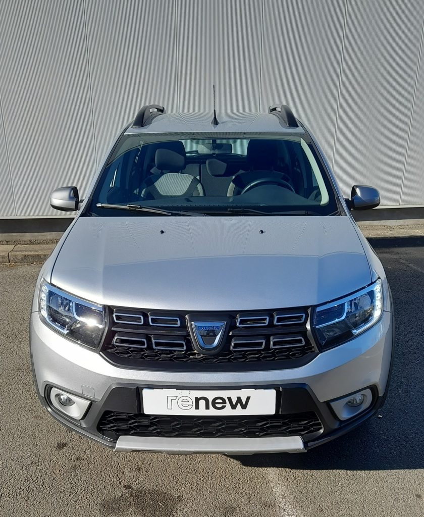 SANDERO STEPWAY TCE 100